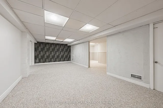 Additional image 27 of 972 Kingsway Dr