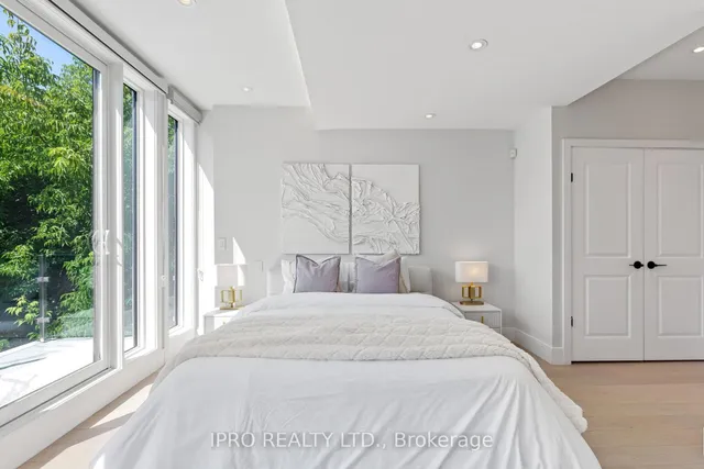 Additional image 28 of 167 Sammon Ave