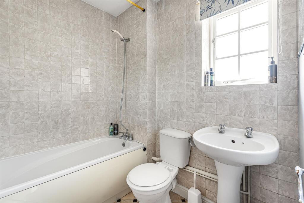 Additional image 19 of St. Ives Close, Welwyn