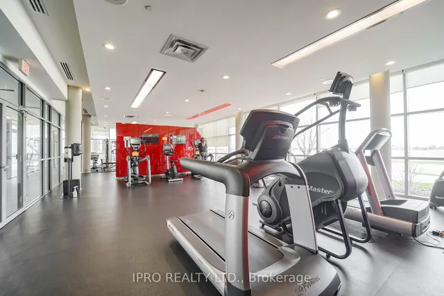 Additional image 43 of 135 Village Green Sq Unit PH21