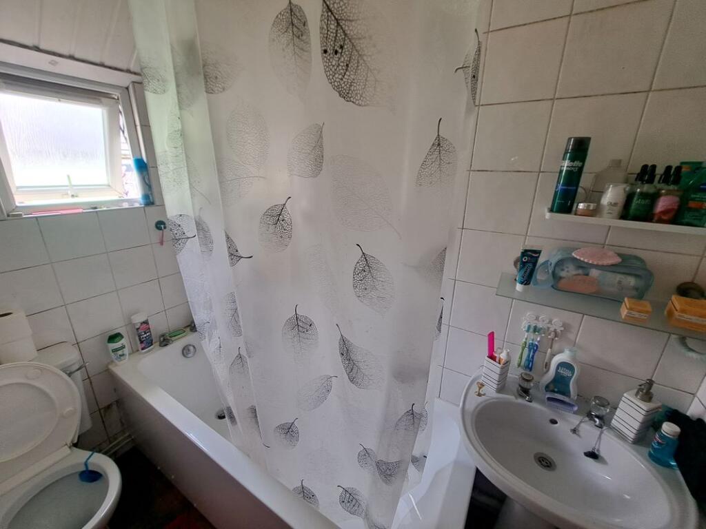 Additional image 6 of 62 Farm Road, Oldbury, West Midlands, B68 8RD