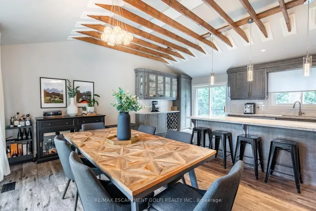 Additional image 5 of 324 Parkside Dr