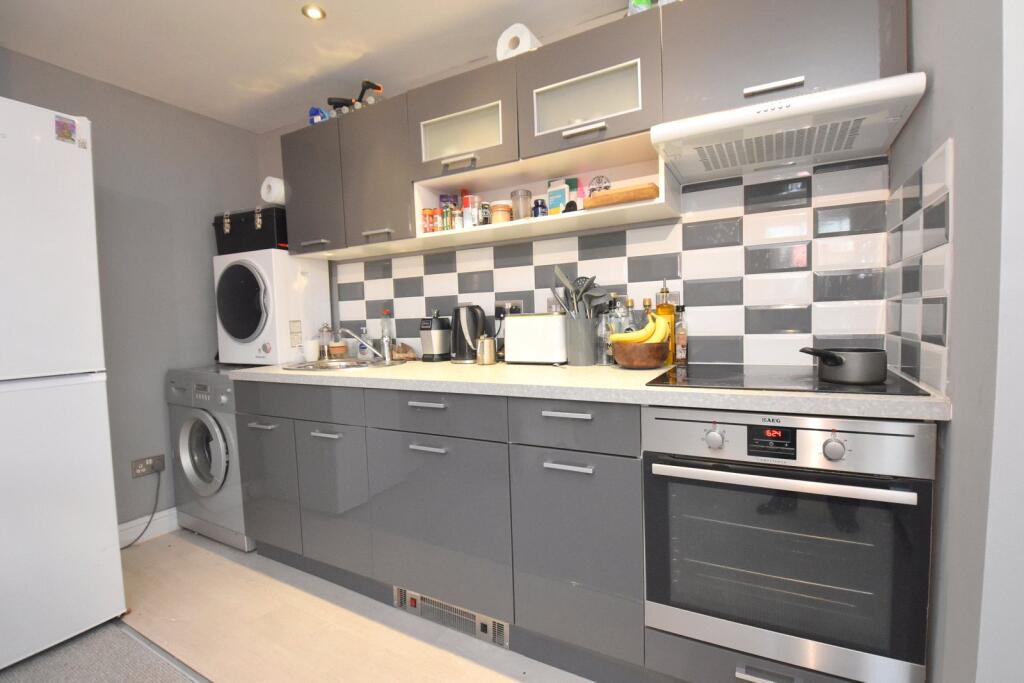 Additional image 5 of Lambrook House, Wincanton, Somerset, BA9