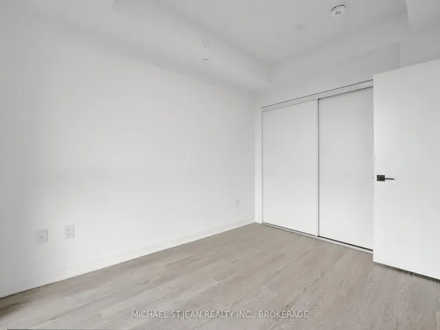 Additional image 29 of 2782 Barton St Unit 1418