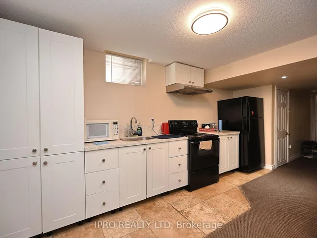 Additional image 38 of 74 Crumlin Cres