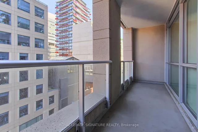 Additional image 33 of 199 Richmond St Unit 618