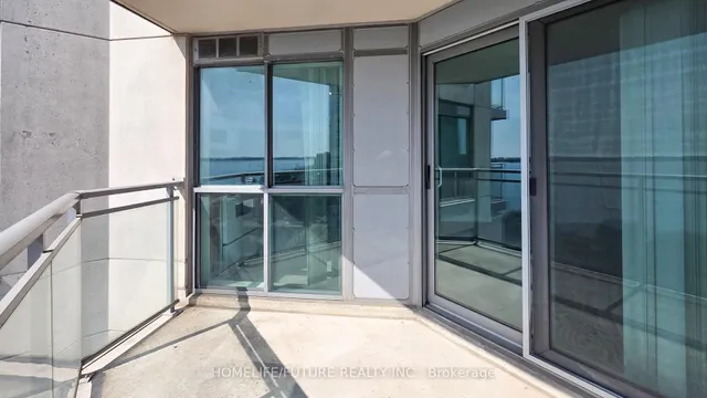 Additional image 31 of 410 Queens Quay Unit 1413