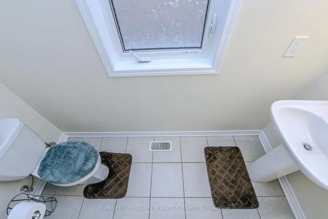 Additional image 10 of 1395 Chretien St