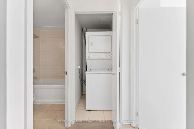 Additional image 12 of 10 Navy Wharf Crt Unit 1101