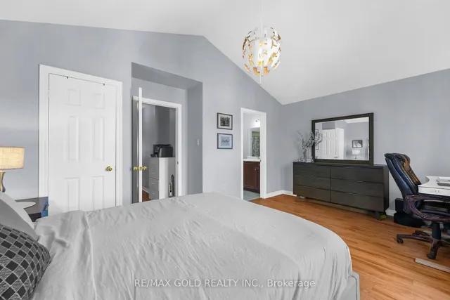 Additional image 34 of 22 Nathaniel Cres