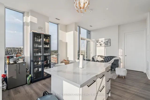 Additional image 15 of 509 Dundas St Unit 804