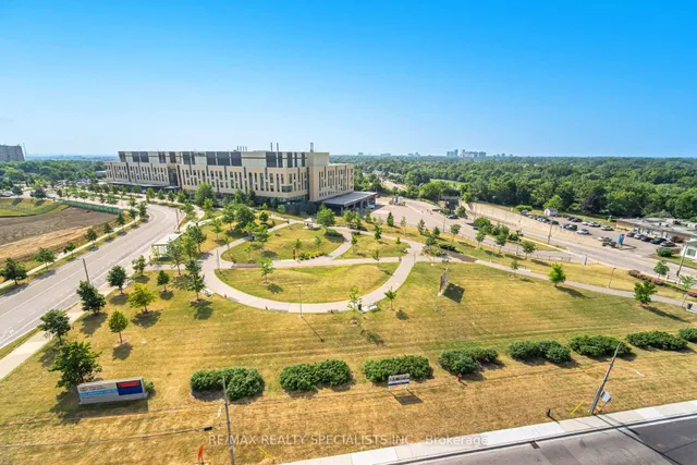 Additional image 21 of 15 Lynch St Unit 806