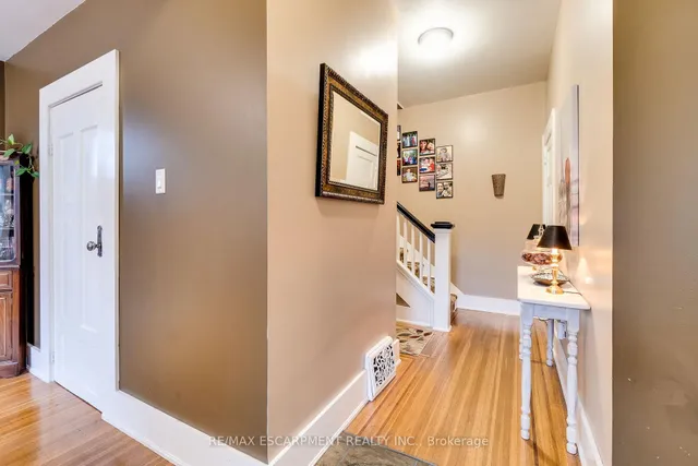 Additional image 6 of 75 MELROSE Ave