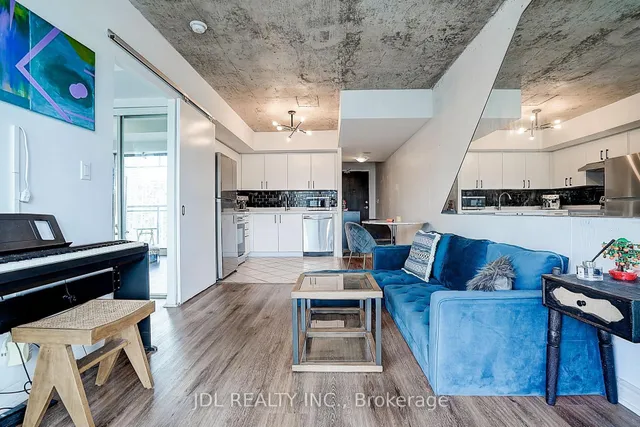 Additional image 25 of 22 Wellesley St Unit 2105