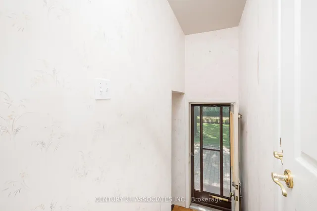 Additional image 20 of 11 Drury Lane