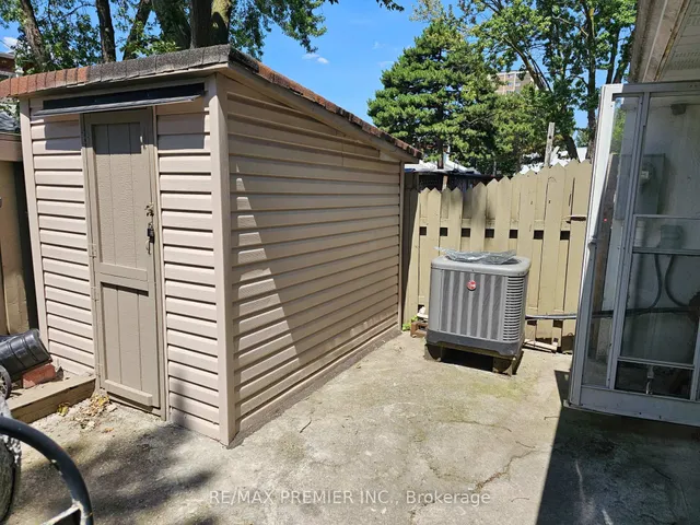 Additional image 15 of 2901 Jane St Unit Unit 78