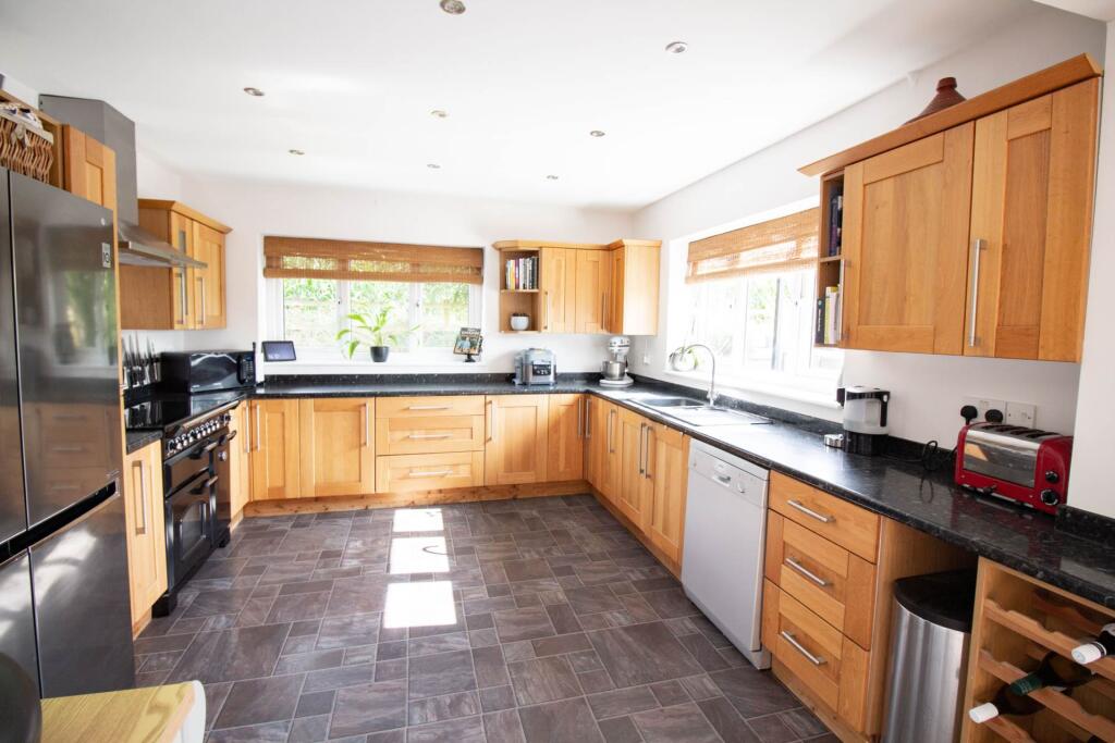 Additional image 13 of Whitechapel Lane, Oldford