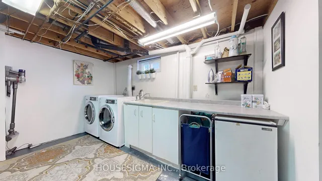 Additional image 30 of 641 Glen Moor Cres