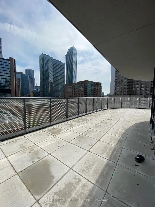 Additional image 17 of 11 Wellesley St Unit 607