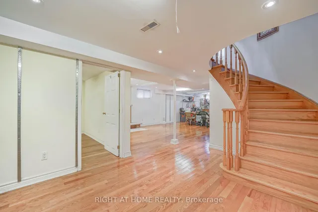 Additional image 25 of 2 Lapworth Cres