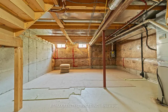 Additional image 32 of 47 Bellhaven Cres