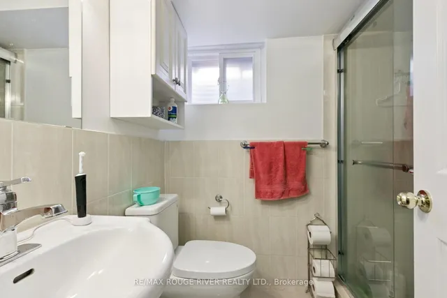 Additional image 39 of 164 Tower Dr