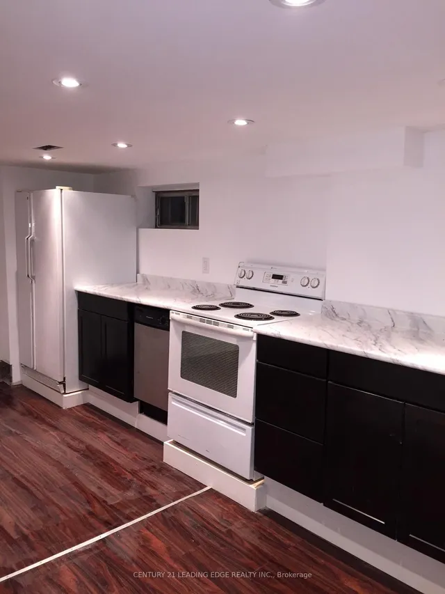 Additional image 9 of 360A Lawrence Ave