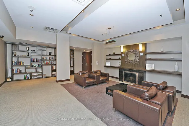 Additional image 36 of 70 Absolute Ave Unit 1206