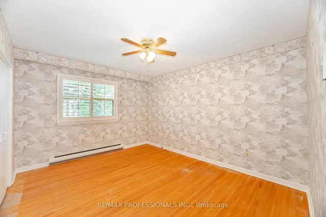 Additional image 23 of 3667 Beechollow Cres