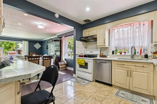 Additional image 18 of 260 Chine Dr