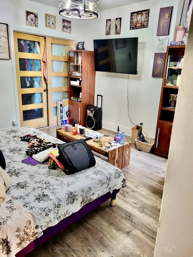 Additional image 8 of 1259 Davenport Rd