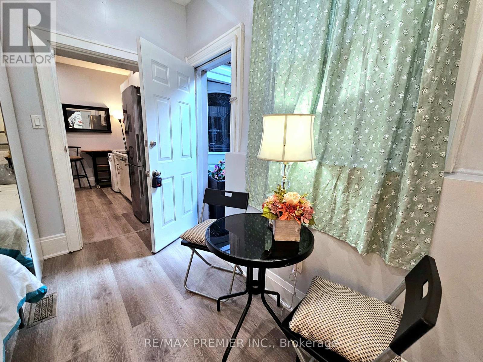 Property image for 101 - 454 GERRARD STREET|Toronto (Cabbagetown-South St. James Town), Ontario M5A2H2