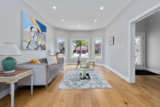 Additional image 4 of 286 FERNFOREST Dr