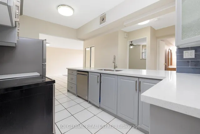 Additional image 17 of 390 Dixon Rd Unit 1516