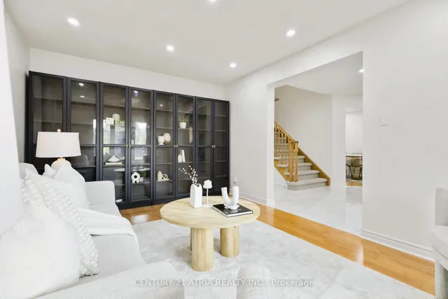 Additional image 30 of 11 Valley Centre Dr