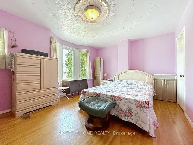 Additional image 12 of 132 Bellwoods Ave