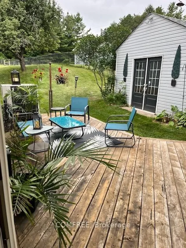 Additional image 38 of 11022 Fifth Line