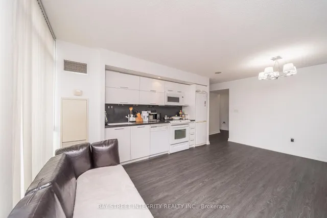 Additional image 12 of 25 Capreol Crt Unit 1103