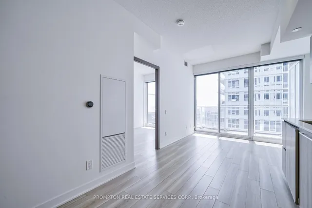 Additional image 9 of 17 Bathurst St Unit 3505