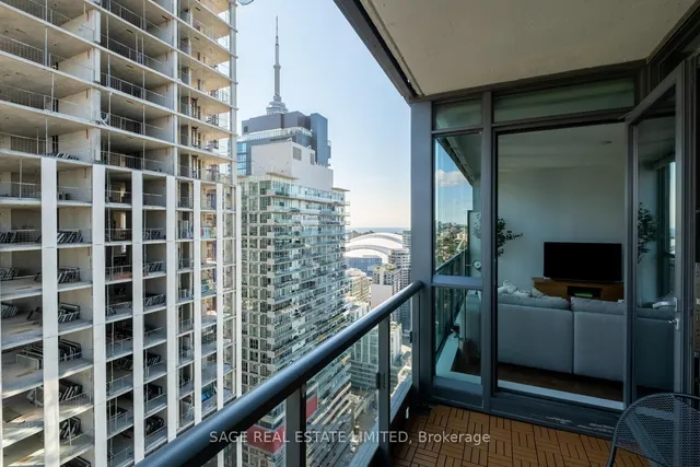 Additional image 25 of 8 Charlotte St Unit 3104