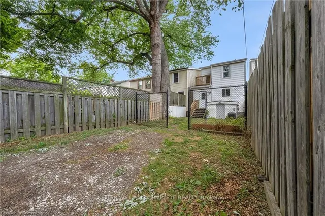 Additional image 33 of 92 Kensington Ave