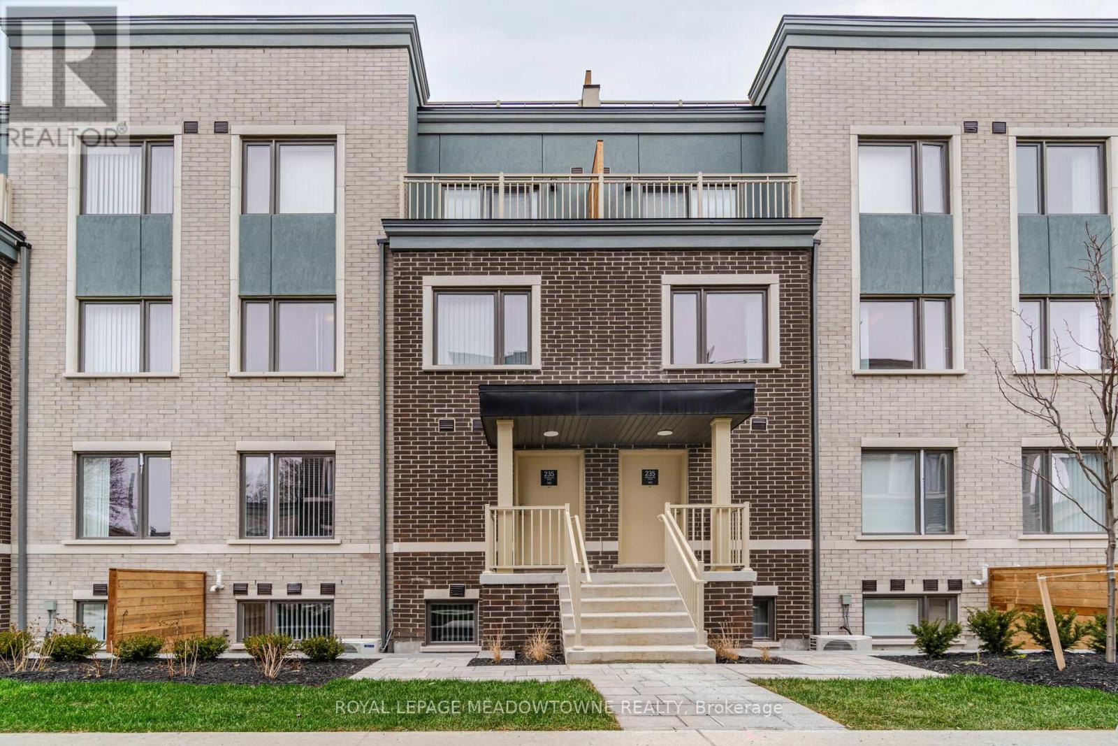 Property image for 142 - 235 BIRMINGHAM STREET|Toronto (New Toronto), Ontario M8V0J5