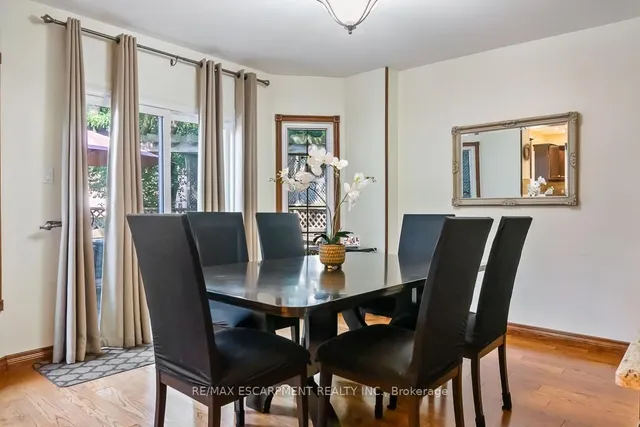 Additional image 13 of 411 Freeman Cres