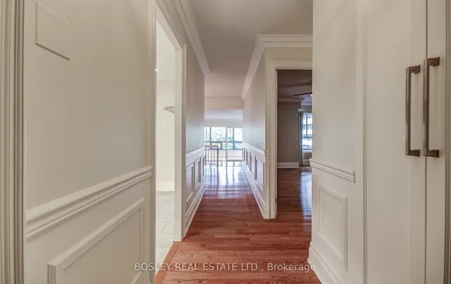 Additional image 5 of 62 Wellesley St Unit 702