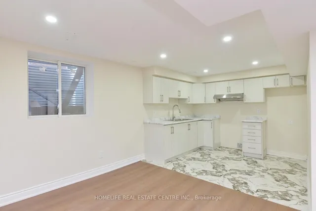 Additional image 39 of 71 Villadowns Tr