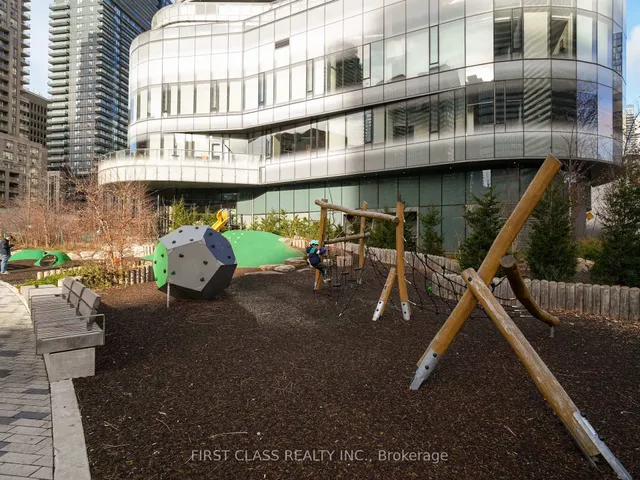 Additional image 38 of 11 Wellesley St Unit 1404