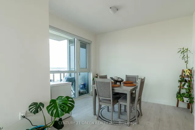 Additional image 7 of 509 Dundas St Unit 506