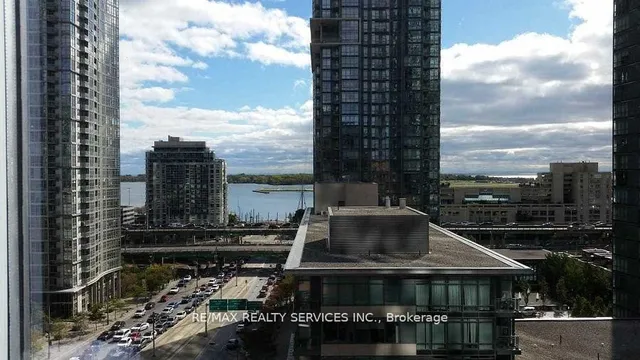 Additional image 2 of 4000 Spadina Ave Unit 1019