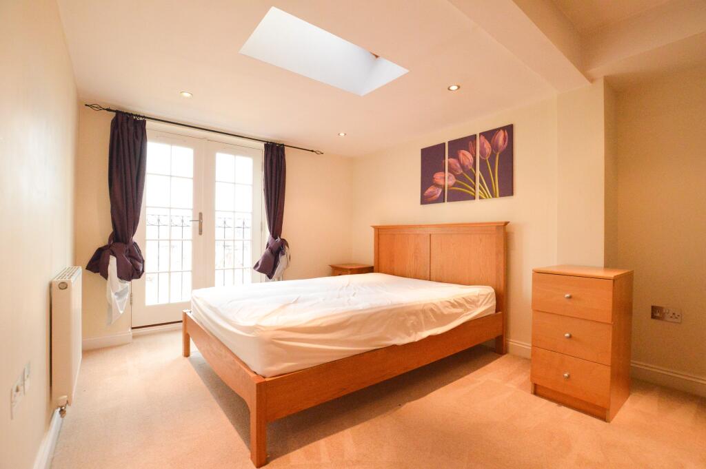 Additional image 7 of London Road