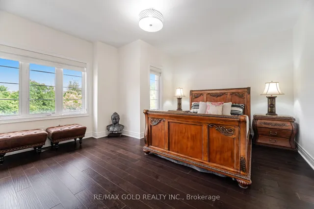 Additional image 36 of 106 Rising Hill Rdge